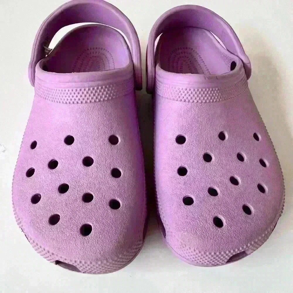 Crocs Kid’s Lavender Slingback Clog.
